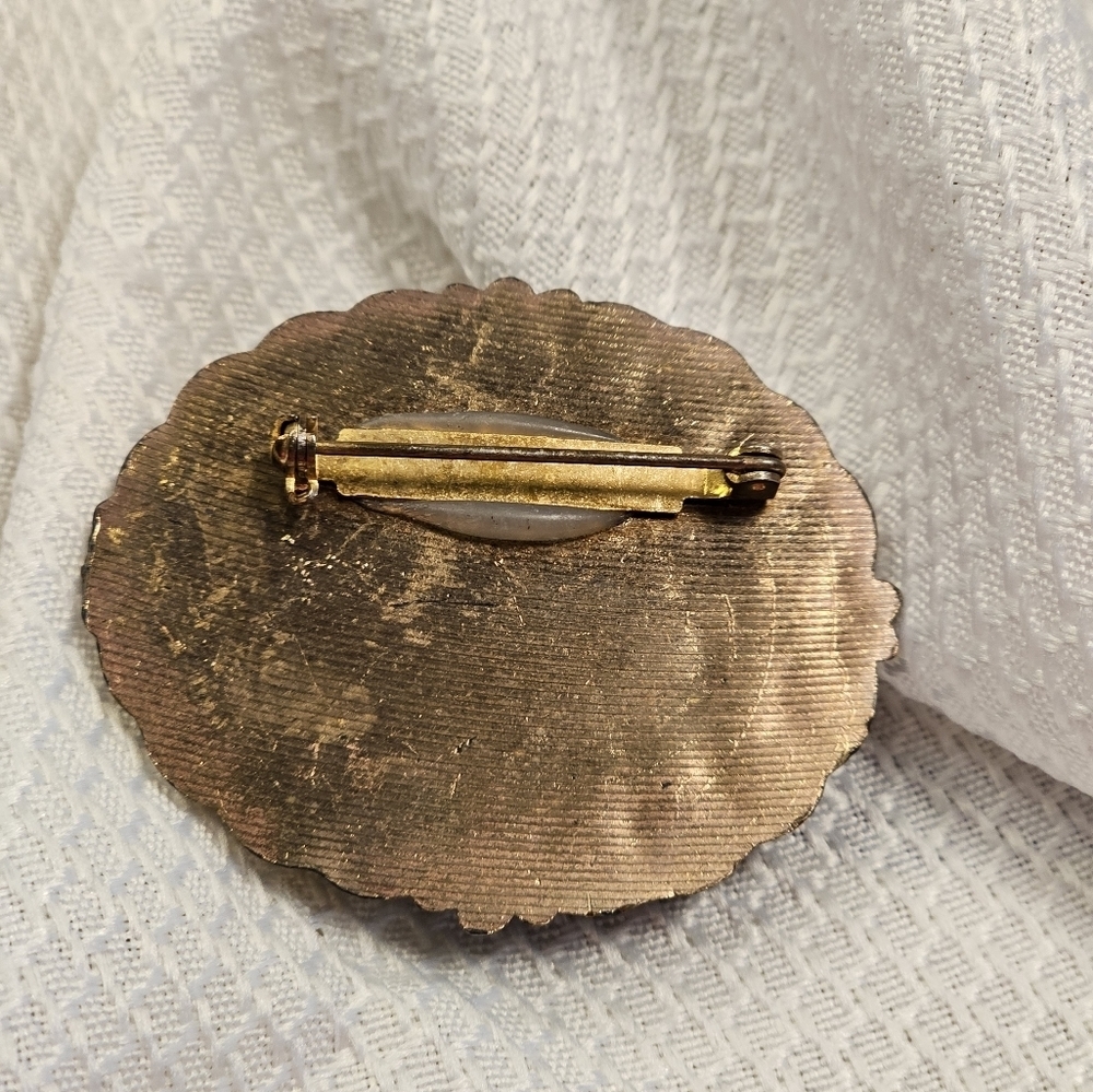 Brooch - Picture 8 of 8